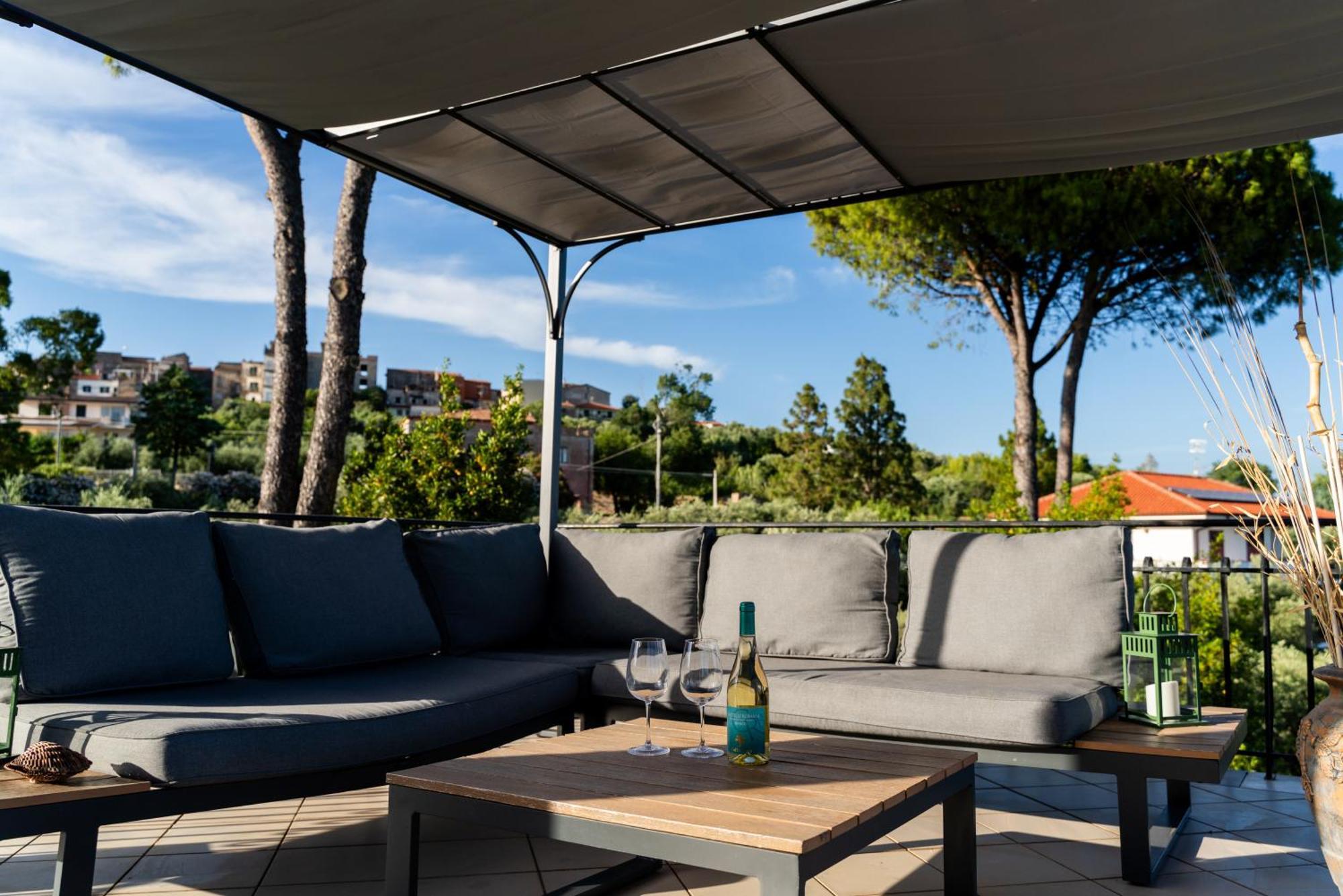 Villa Del Pino, Terrazza Vista Mare 明图尔诺 外观 照片
